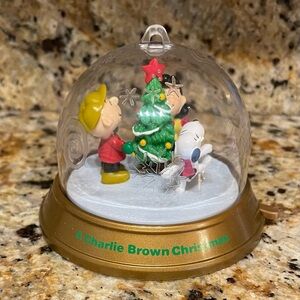 Blockbuster Very Merry Whirl Around Ornament